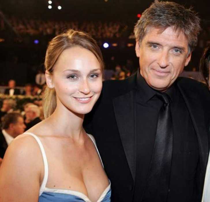 Picture of Craig Ferguson and his third wife Megan Wallace Cunningham posing for a photo.